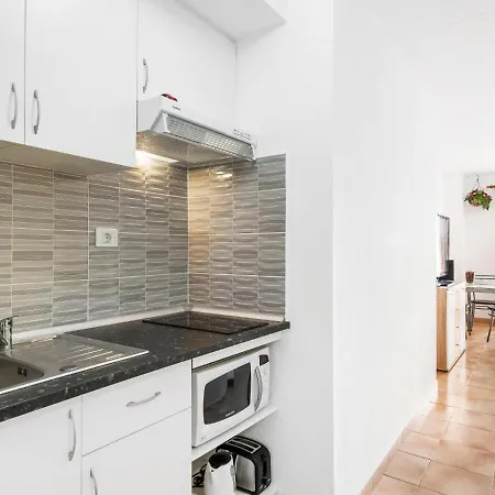 651 Bright Establishment, Heated Pool And Wi Fi アパート